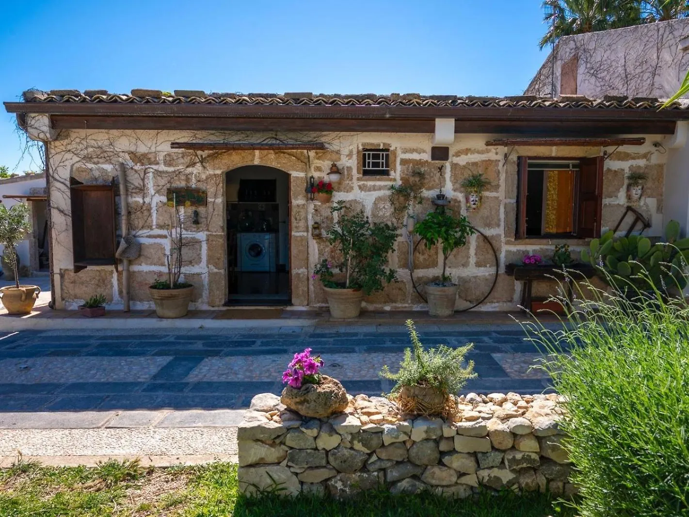 La Virgy Per Noto With Share Swimming Pool With Wonderful Sea View Villa Avola Holiday home